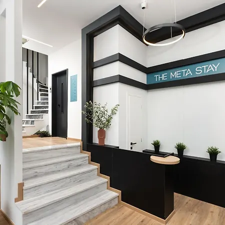 The Meta Stay-rooftop Access Sunny Apartment *